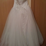 Продаю свадебные платья
